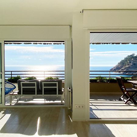 Magnificent Apartment At The Sea Front Of Tossa De Mar Exterior photo