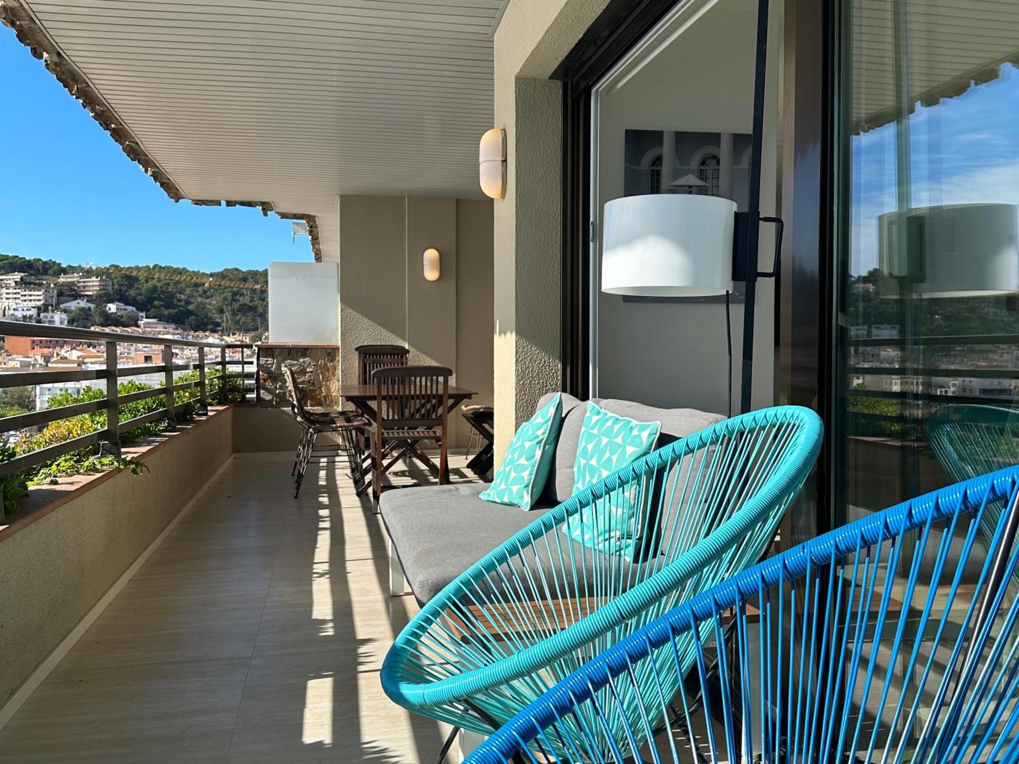 Magnificent Apartment At The Sea Front Of Tossa De Mar Exterior photo
